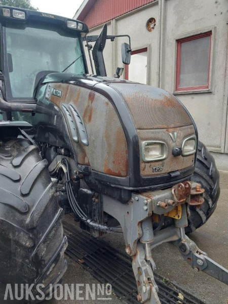 2009 Valtra T202 Versu Traktor rep objekt - Traktor: slika 4 2009 Valtra T202 Versu Traktor rep objekt - Traktor: slika 4