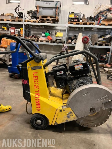 2009 Wacker Neuson BFS 1350AL - Asfalt og betongsag. - Gradbena oprema: slika 2 2009 Wacker Neuson BFS 1350AL - Asfalt og betongsag. - Gradbena oprema: slika 2