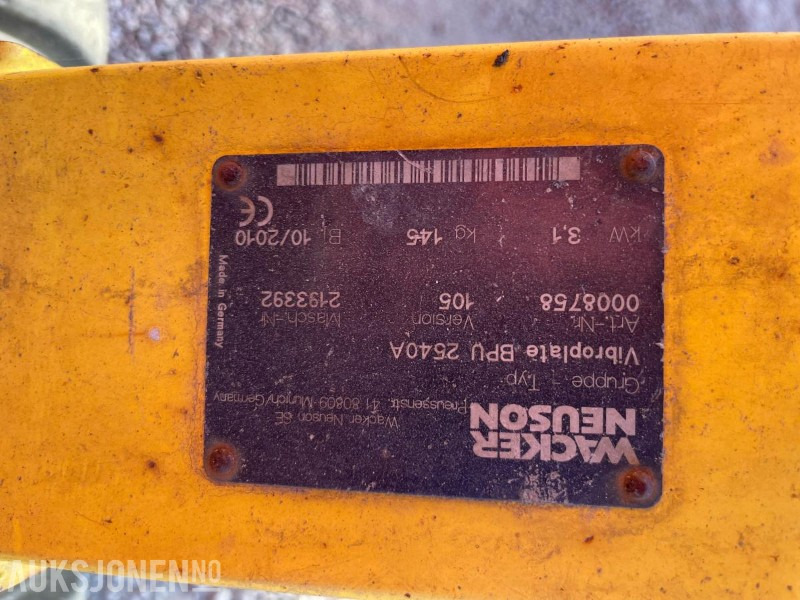2010 Wacker Neuson 2540 vibroplate - Valjar: slika 4 2010 Wacker Neuson 2540 vibroplate - Valjar: slika 4