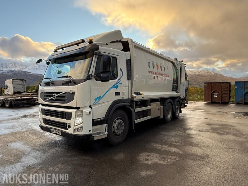 2011 Volvo FM330 6X2 Komprimatorbil 22M3 - Strøere - Baklaster - 353908KM - Smetarski tovornjak: slika 1 2011 Volvo FM330 6X2 Komprimatorbil 22M3 - Strøere - Baklaster - 353908KM - Smetarski tovornjak: slika 1