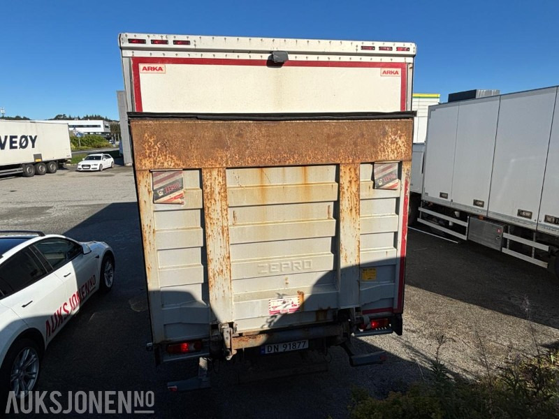 2012 VOLVO FL-290 SKAPBIL. FULL SIDEÅPNING OG ZEPRO BAKLØFT. 18PALLER - Tovornjak zabojnik: slika 4 2012 VOLVO FL-290 SKAPBIL. FULL SIDEÅPNING OG ZEPRO BAKLØFT. 18PALLER - Tovornjak zabojnik: slika 4