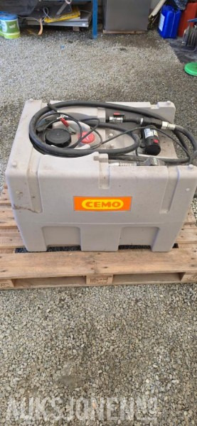 2013 Cemo DT Mobil-Easy 200 liter 12v diesel tank. 25 kg. - Gradbena oprema: slika 2 2013 Cemo DT Mobil-Easy 200 liter 12v diesel tank. 25 kg. - Gradbena oprema: slika 2