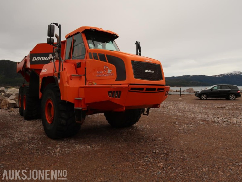 2013 Doosan DA40 Dumper - 6x6 - 24.4 m3 - Høy baklem - Varme i kasse - Sertifisert - Demper: slika 3 2013 Doosan DA40 Dumper - 6x6 - 24.4 m3 - Høy baklem - Varme i kasse - Sertifisert - Demper: slika 3