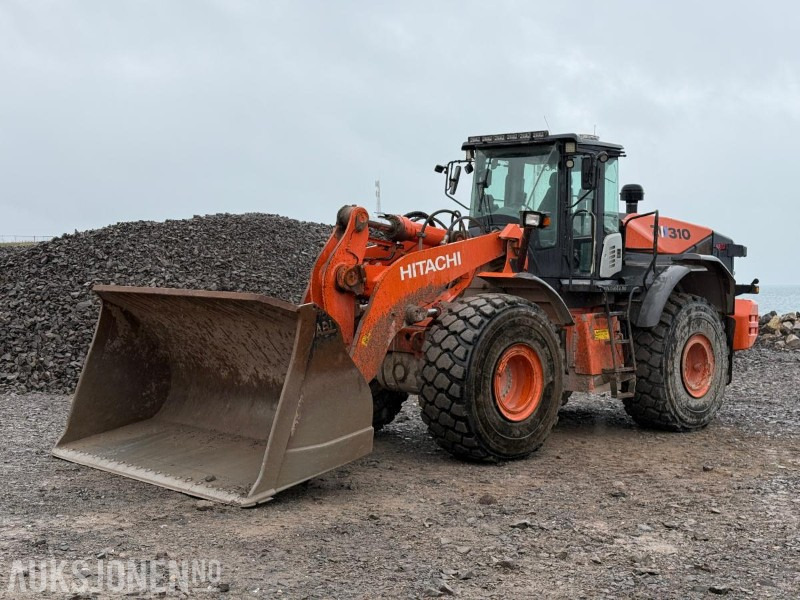 2013 Hitachi ZW310 - Kolesni nakladalec: slika 1 2013 Hitachi ZW310 - Kolesni nakladalec: slika 1