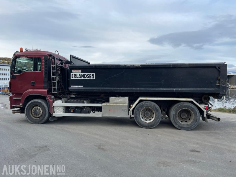 Kotalni prekucni tovornjak 2013 MAN TGS Krokbil Hydrodrive 6x6, 289135 km, Eu godkjent til 29.03.2026: slika 11 Kotalni prekucni tovornjak 2013 MAN TGS Krokbil Hydrodrive 6x6, 289135 km, Eu godkjent til 29.03.2026: slika 11