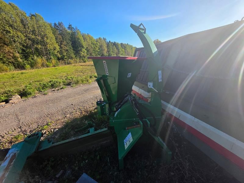 2015 Kellfri BX62R Flishugger / kvistkvern - Gradbena oprema: slika 2 2015 Kellfri BX62R Flishugger / kvistkvern - Gradbena oprema: slika 2