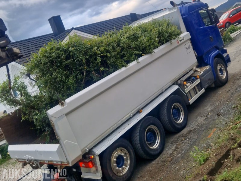 2015 Scania R580 Tippbil - Euro6 - 8X4 - 483 000km - Tovornjak prekucnik: slika 4 2015 Scania R580 Tippbil - Euro6 - 8X4 - 483 000km - Tovornjak prekucnik: slika 4