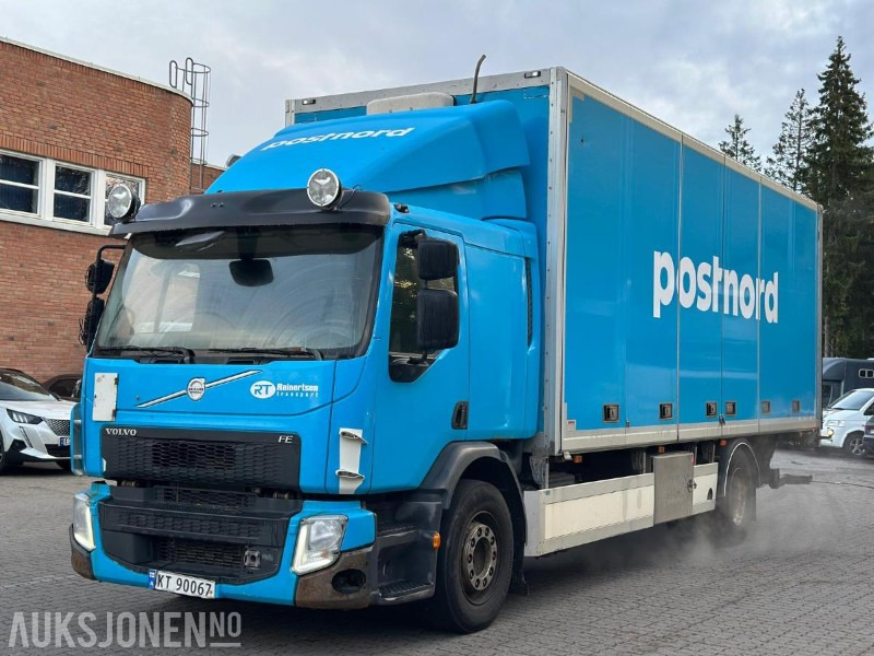 2015 Volvo FE 320 4x2 Euro6 skapbil med bakløft full sideåpning 18 Paller. - Tovornjak zabojnik: slika 1 2015 Volvo FE 320 4x2 Euro6 skapbil med bakløft full sideåpning 18 Paller. - Tovornjak zabojnik: slika 1