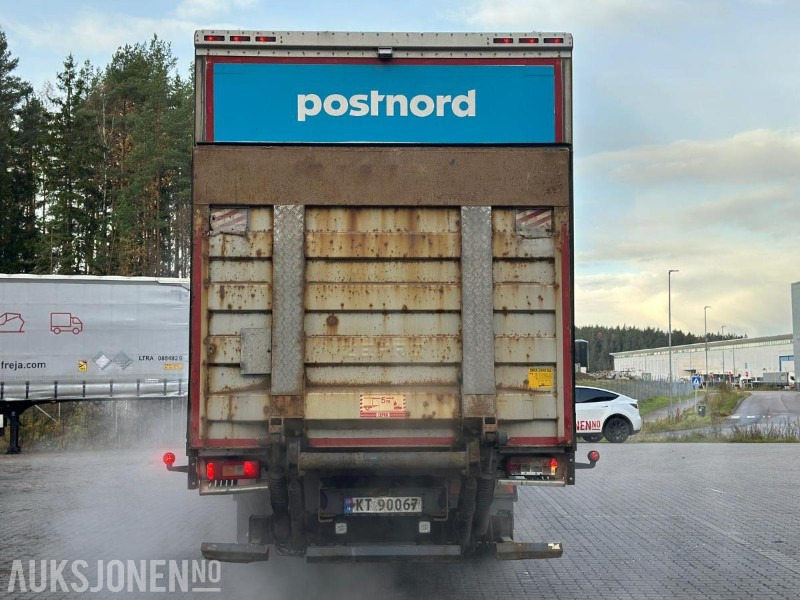 2015 Volvo FE 320 4x2 Euro6 skapbil med bakløft full sideåpning 18 Paller. - Tovornjak zabojnik: slika 3 2015 Volvo FE 320 4x2 Euro6 skapbil med bakløft full sideåpning 18 Paller. - Tovornjak zabojnik: slika 3