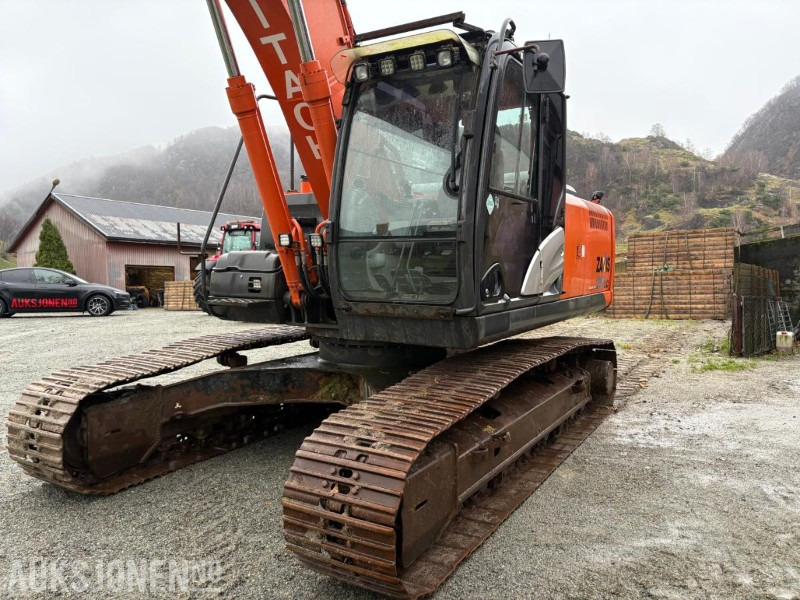 2016 Hitachi ZX210LC-5B med Engcon tiltrotator, planeringsskuffe og Gjerstad graveskuff - Bager: slika 3 2016 Hitachi ZX210LC-5B med Engcon tiltrotator, planeringsskuffe og Gjerstad graveskuff - Bager: slika 3