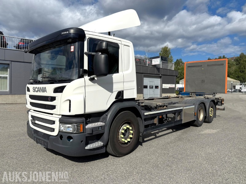 2016 Scania P410, containerbil, baklem, multiratt, cruise, ryggekamera - Kontejnerski tovornjak/ Tovornjak z zamenljivim tovoriščem: slika 1 2016 Scania P410, containerbil, baklem, multiratt, cruise, ryggekamera - Kontejnerski tovornjak/ Tovornjak z zamenljivim tovoriščem: slika 1