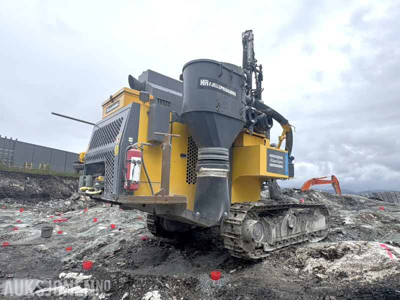 2017 Atlas Copco Flexiroc T30R-03 - 4 574 motortimer - 1 416 hammertimer - Vrtalna naprava: slika 3 2017 Atlas Copco Flexiroc T30R-03 - 4 574 motortimer - 1 416 hammertimer - Vrtalna naprava: slika 3