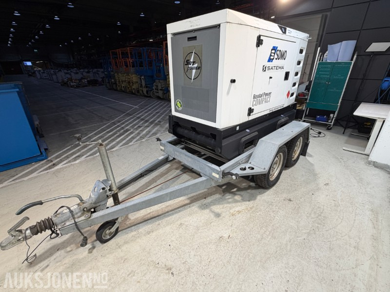 2017 SATEMA SDMO R44C3 40kVA 400V tilhengermontert strømaggregat - Gradbena oprema: slika 1 2017 SATEMA SDMO R44C3 40kVA 400V tilhengermontert strømaggregat - Gradbena oprema: slika 1