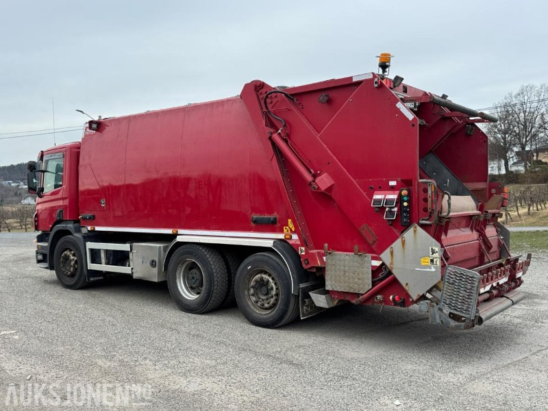 2017 Scania P-serie komprimatorbil / 2 kammer - Smetarski tovornjak: slika 2 2017 Scania P-serie komprimatorbil / 2 kammer - Smetarski tovornjak: slika 2