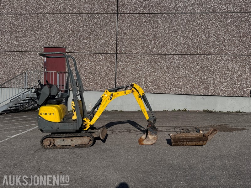 2017 Wacker Neuson 803 Minigraver 1 Tonn med 3 skuffer - Bager: slika 2 2017 Wacker Neuson 803 Minigraver 1 Tonn med 3 skuffer - Bager: slika 2