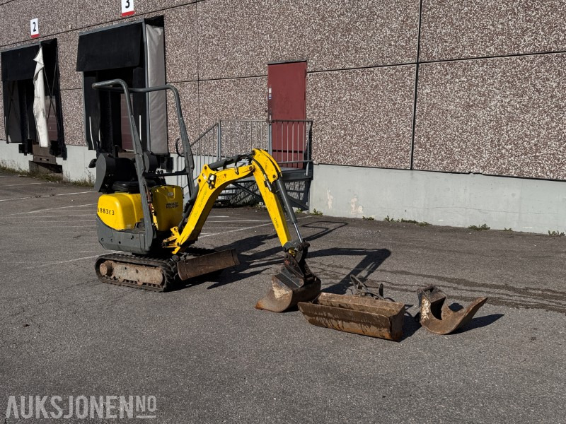 2017 Wacker Neuson 803 Minigraver 1 Tonn med 3 skuffer - Bager: slika 1 2017 Wacker Neuson 803 Minigraver 1 Tonn med 3 skuffer - Bager: slika 1