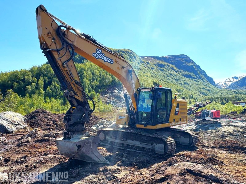 2018 Cat 320 07A - 4 438 timer - tiltrotator - GPS - 2 skuffer - Bager: slika 1 2018 Cat 320 07A - 4 438 timer - tiltrotator - GPS - 2 skuffer - Bager: slika 1