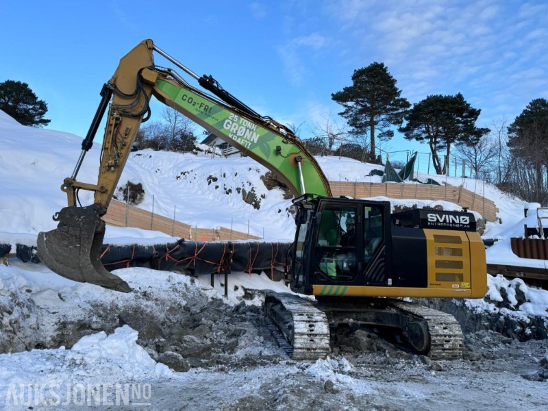 2018 Cat 323FL Z-Line - Elektrisk gravemaskin med R8 Rototilt - Sentralsmøring - 3 skuffer - Makin 3D GPS Maskinstyring - Bager: slika 1 2018 Cat 323FL Z-Line - Elektrisk gravemaskin med R8 Rototilt - Sentralsmøring - 3 skuffer - Makin 3D GPS Maskinstyring - Bager: slika 1