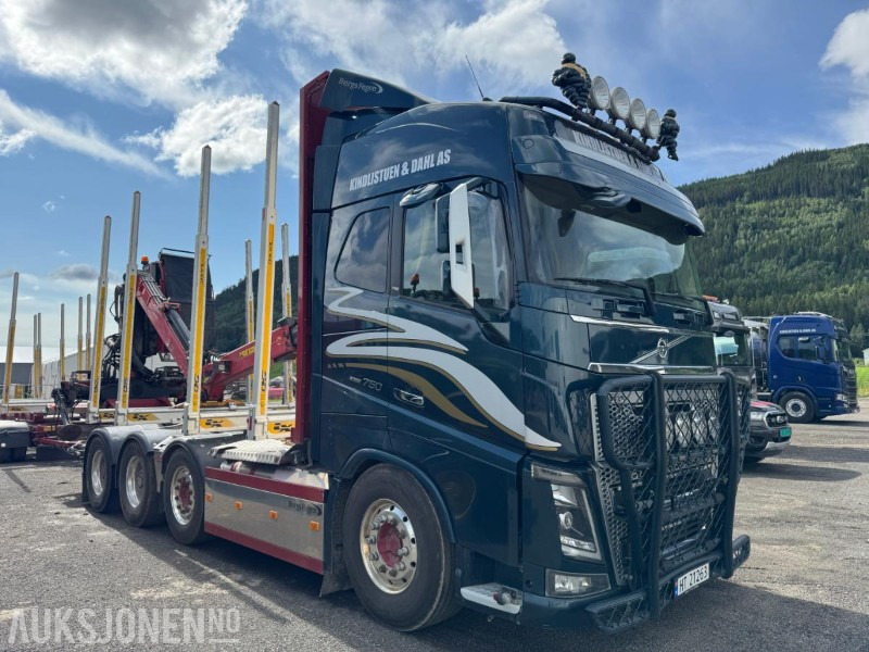 2018 Volvo FH16 8X4 komplett tømmerbil med kran og henger. - Tovornjak za prevoz lesa, Tovornjak z dvigalom: slika 4 2018 Volvo FH16 8X4 komplett tømmerbil med kran og henger. - Tovornjak za prevoz lesa, Tovornjak z dvigalom: slika 4