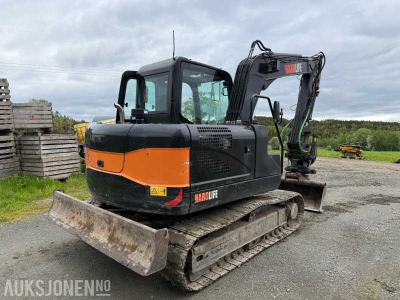 2019 Hardlife HE80 beltegraver med 882 timer! - Tiltrotator - 2 skuffer - Bager: slika 3 2019 Hardlife HE80 beltegraver med 882 timer! - Tiltrotator - 2 skuffer - Bager: slika 3