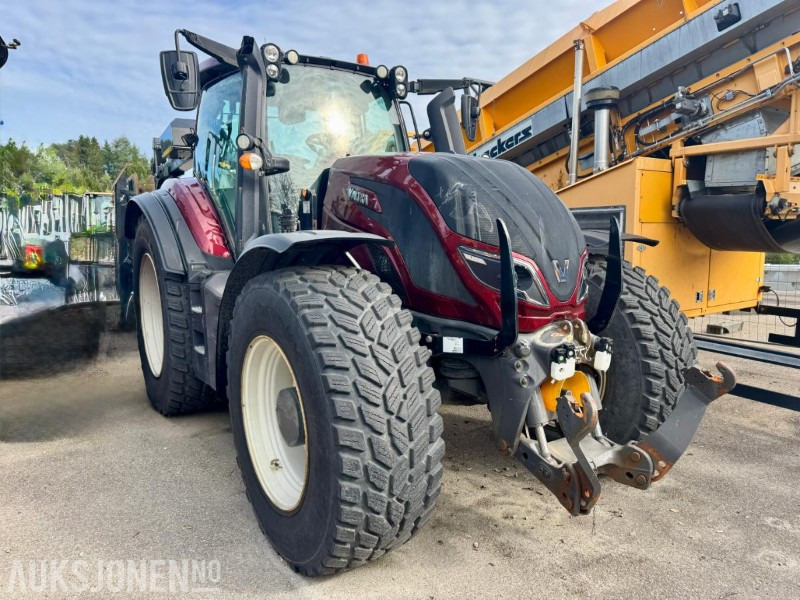 2019 Valtra T234 - Traktor - Frontlaster - Skuffe - Eu-godkjent til 12/25 - Timer: 3543 - Traktor: slika 2 2019 Valtra T234 - Traktor - Frontlaster - Skuffe - Eu-godkjent til 12/25 - Timer: 3543 - Traktor: slika 2