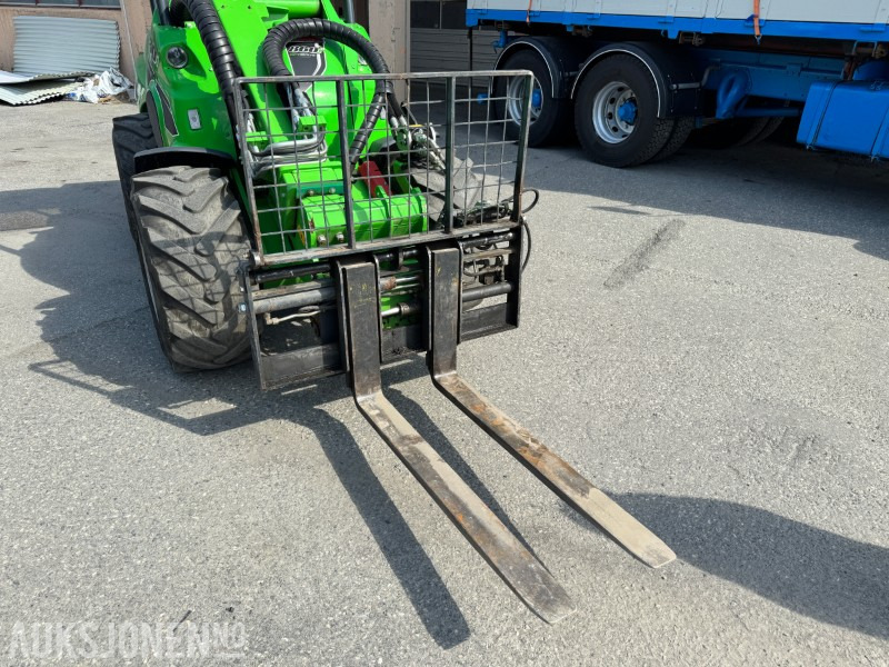 2020 Avant M860 KOMPAKTLASTER MED MASSE UTSTYR - Mini nakladalec: slika 5 2020 Avant M860 KOMPAKTLASTER MED MASSE UTSTYR - Mini nakladalec: slika 5