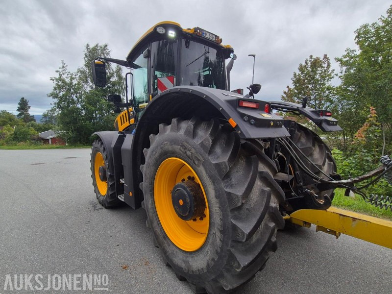 2020 JCB Fastrac 8330, 65 km/t, 1700 timer - Traktor: slika 3 2020 JCB Fastrac 8330, 65 km/t, 1700 timer - Traktor: slika 3