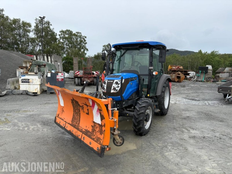 2020 Solis 50 med frontlaster,strøapparat og brøyteskjær - Traktor: slika 1 2020 Solis 50 med frontlaster,strøapparat og brøyteskjær - Traktor: slika 1
