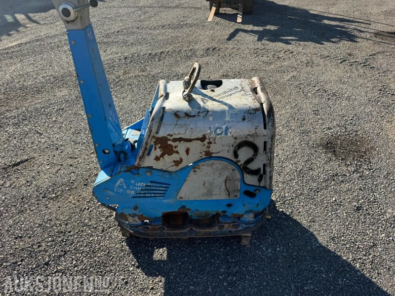 2020 Weber CR7 Vibroplate 475kg - Valjar: slika 2 2020 Weber CR7 Vibroplate 475kg - Valjar: slika 2