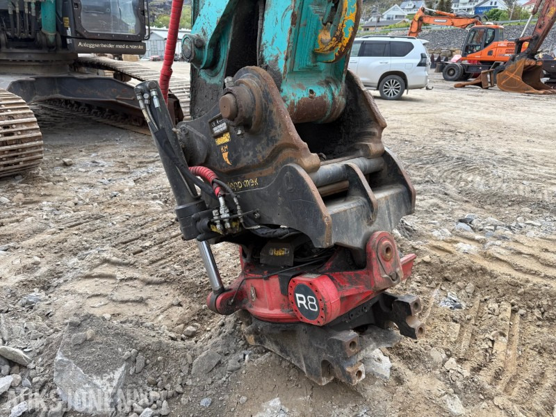 Bager 2021 Kobelco SK300LC-11 - GPS, rototilt, LED: slika 8