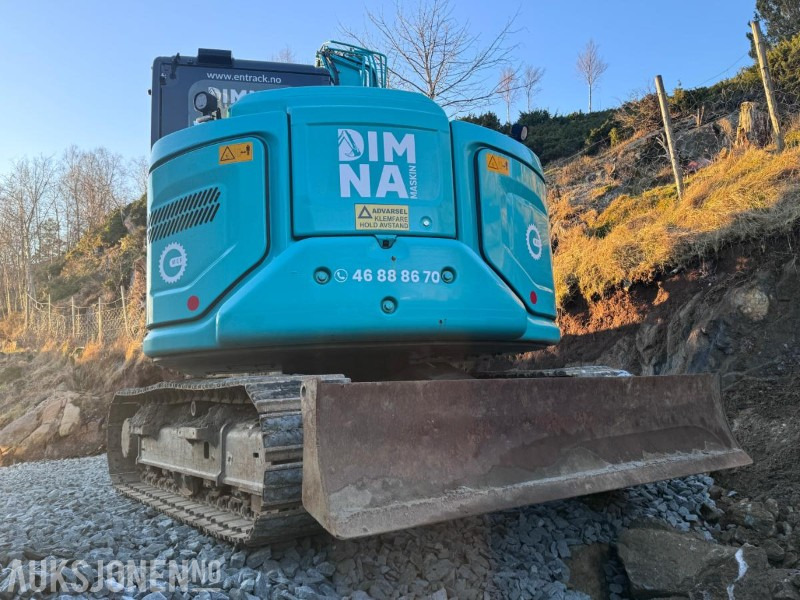 2021 Kobelco SK75SR-7 - 8 tonns Gravemaskin - Sentralsmøring - Engcon tiltrotator - Hammer - Pusskuffe - Gallerskufffe - Graveskuffe - Smalskuffe og Klype - Gått 2732 timer - Bager: slika 4 2021 Kobelco SK75SR-7 - 8 tonns Gravemaskin - Sentralsmøring - Engcon tiltrotator - Hammer - Pusskuffe - Gallerskufffe - Graveskuffe - Smalskuffe og Klype - Gått 2732 timer - Bager: slika 4
