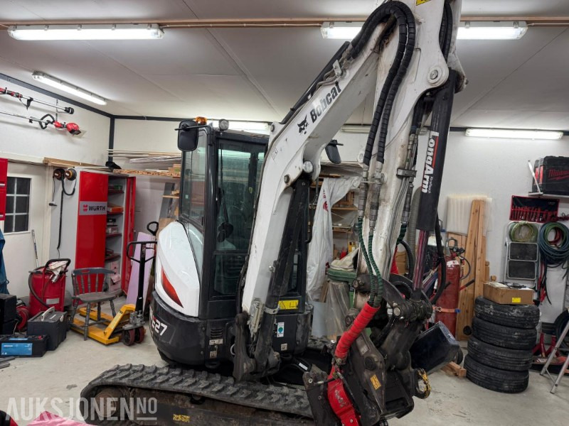 2022 Bobcat E27 m/Rototilt tiltrotator, lite timer - Mini bager: slika 4 2022 Bobcat E27 m/Rototilt tiltrotator, lite timer - Mini bager: slika 4