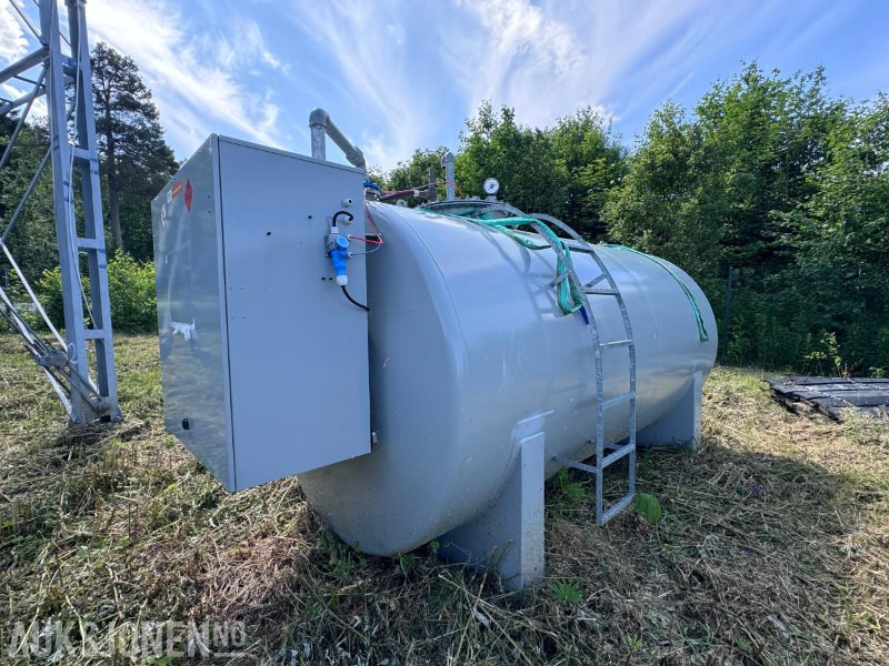 2022 Veratank 10.000 Liter - Dieseltank - Ståltank med dobbelvegg - HDM 80 eco Box - Piusi slangetrommel 10 m slange - OCIO Overfyllingsvern - Gradbena oprema: slika 1 2022 Veratank 10.000 Liter - Dieseltank - Ståltank med dobbelvegg - HDM 80 eco Box - Piusi slangetrommel 10 m slange - OCIO Overfyllingsvern - Gradbena oprema: slika 1