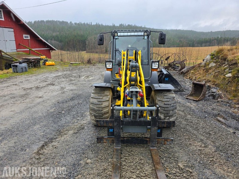 2022 Wacker Neuson WL 34 Hjullaster 485T KUN 2.15cm høy lasteskuffe og pallegaffel Hydraulisk HK Weidemann-feste - Kolesni nakladalec: slika 2 2022 Wacker Neuson WL 34 Hjullaster 485T KUN 2.15cm høy lasteskuffe og pallegaffel Hydraulisk HK Weidemann-feste - Kolesni nakladalec: slika 2