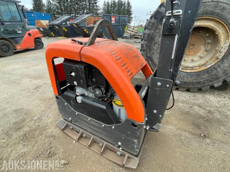 2023 Husqvarna LG 504 Vibroplate - Diesel - 470 kg. - 54 timer. - Valjar: slika 2 2023 Husqvarna LG 504 Vibroplate - Diesel - 470 kg. - 54 timer. - Valjar: slika 2