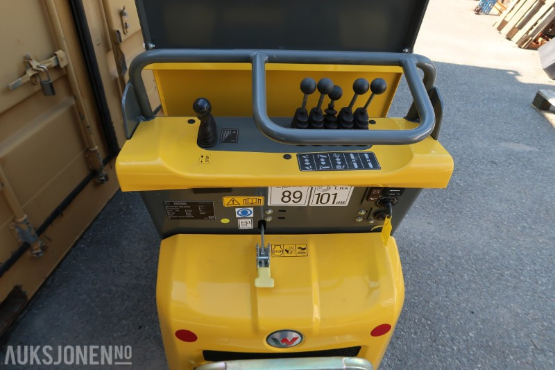 2023 Wacker Neuson DT05 beltedumper med selvlaster - Demper: slika 5 2023 Wacker Neuson DT05 beltedumper med selvlaster - Demper: slika 5