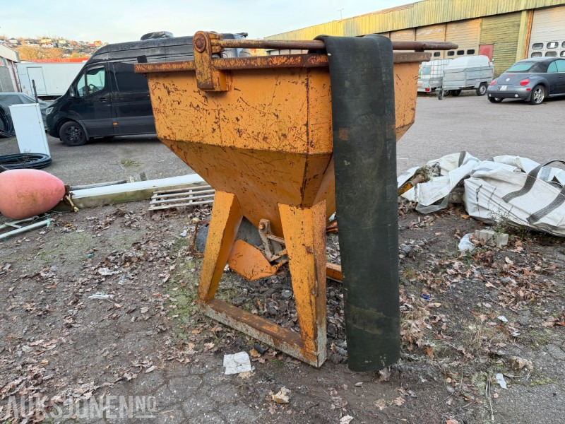 Betongtobb 120x120x116 cm - Gradbena oprema: slika 2 Betongtobb 120x120x116 cm - Gradbena oprema: slika 2