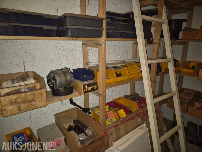 Case IH deler / delelager - Traktor: slika 2 Case IH deler / delelager - Traktor: slika 2