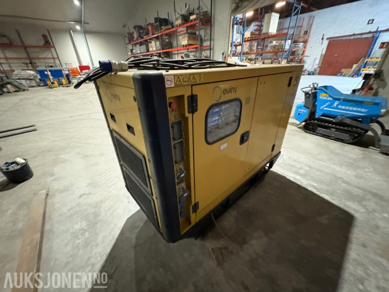 Cat Olympian GEP30 generator, 30 kva - Gradbena oprema: slika 4 Cat Olympian GEP30 generator, 30 kva - Gradbena oprema: slika 4