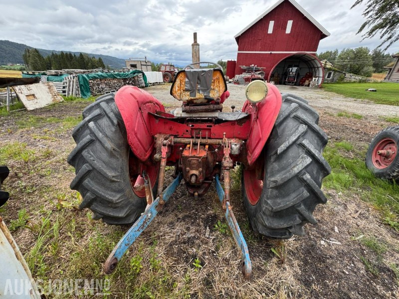 David Brown 850 traktor - Traktor: slika 4 David Brown 850 traktor - Traktor: slika 4