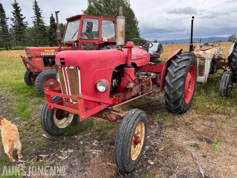 David Brown 850 traktor - Traktor: slika 1 David Brown 850 traktor - Traktor: slika 1
