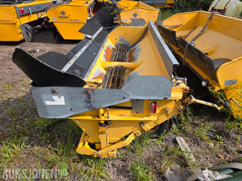 Falköping Falköping LB 1000 BLU Etterhengende Strøapparat - Gradbena oprema: slika 2 Falköping Falköping LB 1000 BLU Etterhengende Strøapparat - Gradbena oprema: slika 2