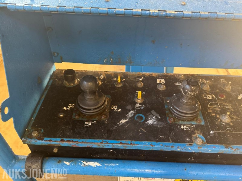 Dvižna ploščad Genie Z-51/30JRT bomlift med knekkarm / 4X4: slika 30