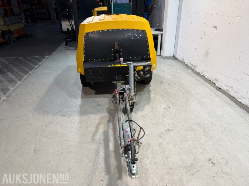 Kaeser M50 PE transportabel kompressor 5,0 m3 - Gradbena oprema: slika 5 Kaeser M50 PE transportabel kompressor 5,0 m3 - Gradbena oprema: slika 5