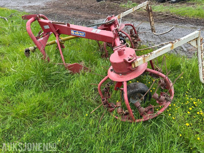 2003 AGRICULTURAL MACHINERY HM-300 - HØYVENDER - Kmetijski stroj: slika 3 2003 AGRICULTURAL MACHINERY HM-300 - HØYVENDER - Kmetijski stroj: slika 3