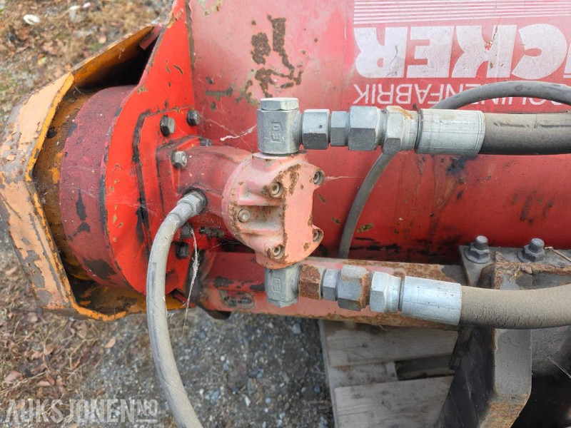 2005 G. Dücker GmbH & Co. KG MKT 13 R hydraulisk beitepuss / kantklipper - Kmetijski stroj: slika 4 2005 G. Dücker GmbH & Co. KG MKT 13 R hydraulisk beitepuss / kantklipper - Kmetijski stroj: slika 4