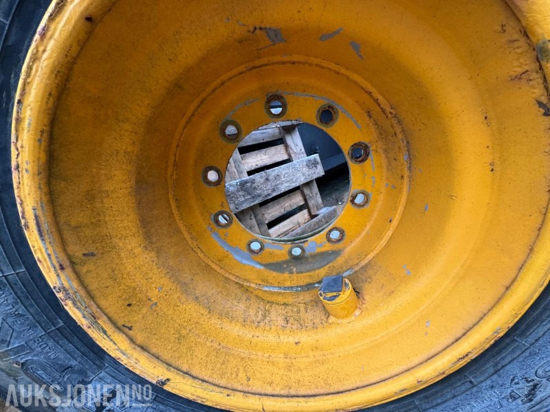 2005 Nokian ELS 600/50 R22.5 – brukt dekk på forsterka felg - Kmetijski stroj: slika 2 2005 Nokian ELS 600/50 R22.5 – brukt dekk på forsterka felg - Kmetijski stroj: slika 2