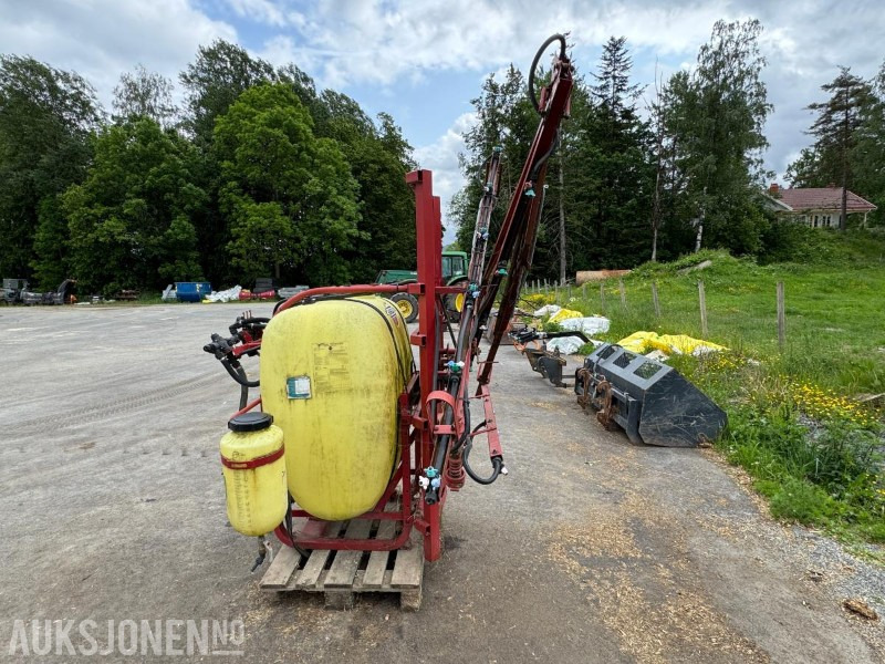 Åkersprøyte 12 meter bom / 600 liter - Kmetijski stroj: slika 2 Åkersprøyte 12 meter bom / 600 liter - Kmetijski stroj: slika 2