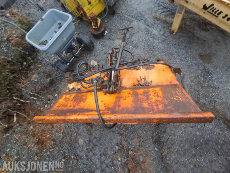 Hydromann 300-SL hydraulisk strøkasse / sand- og saltspreder - Kmetijski stroj: slika 4 Hydromann 300-SL hydraulisk strøkasse / sand- og saltspreder - Kmetijski stroj: slika 4