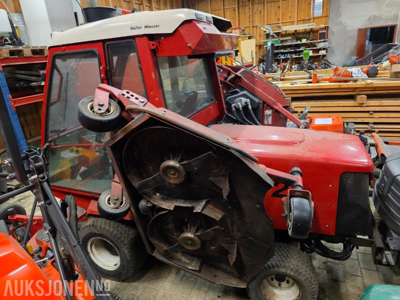 Toro Groundsmaster 4000-D – 4WD klippertraktor - Kmetijski stroj: slika 5 Toro Groundsmaster 4000-D – 4WD klippertraktor - Kmetijski stroj: slika 5